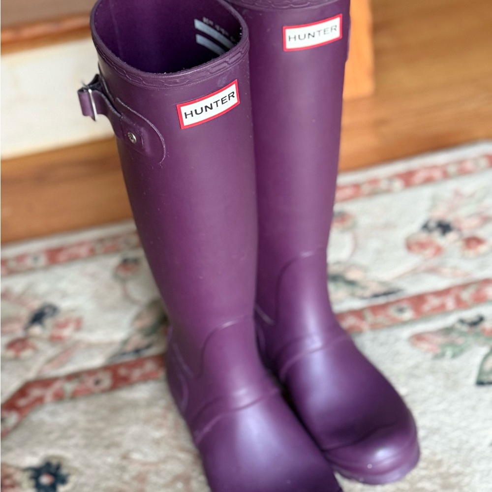 Hunter Classic Purple Rain Boots